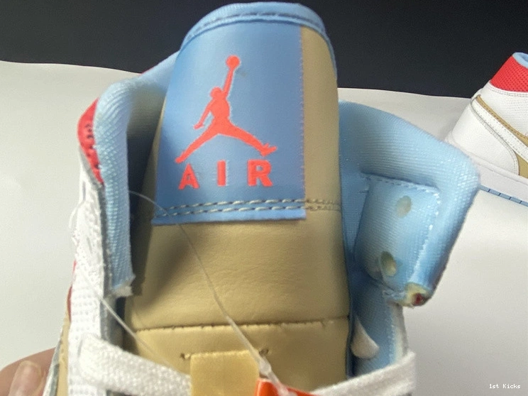 1 Jordan - Mid SE (W) Sesame CZ0774-200 0831